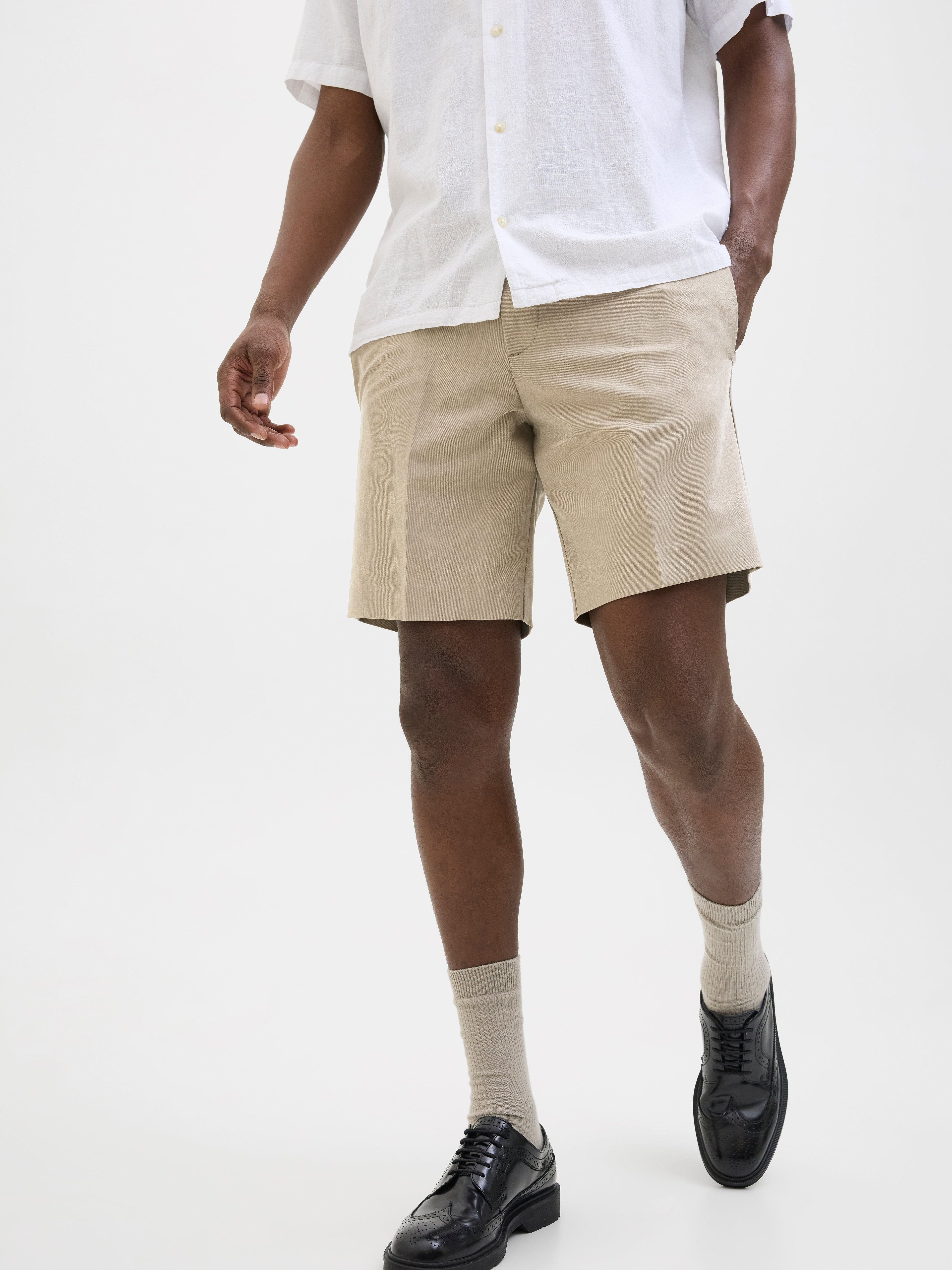 JACK & JONES JPSTACE leo chino shorts in plaza taupe - Image 8