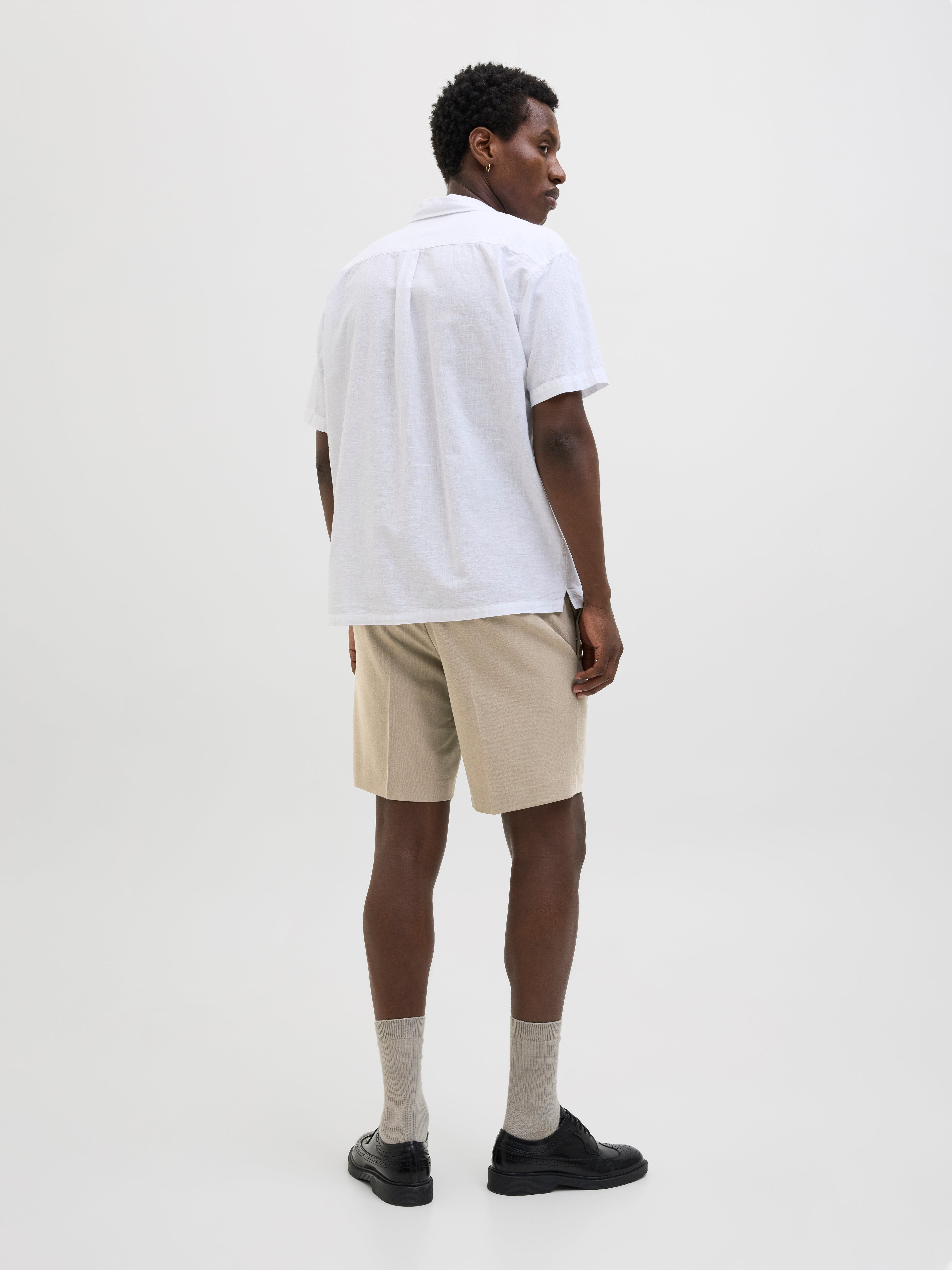 JACK & JONES JPSTACE leo chino shorts in plaza taupe - Image 2