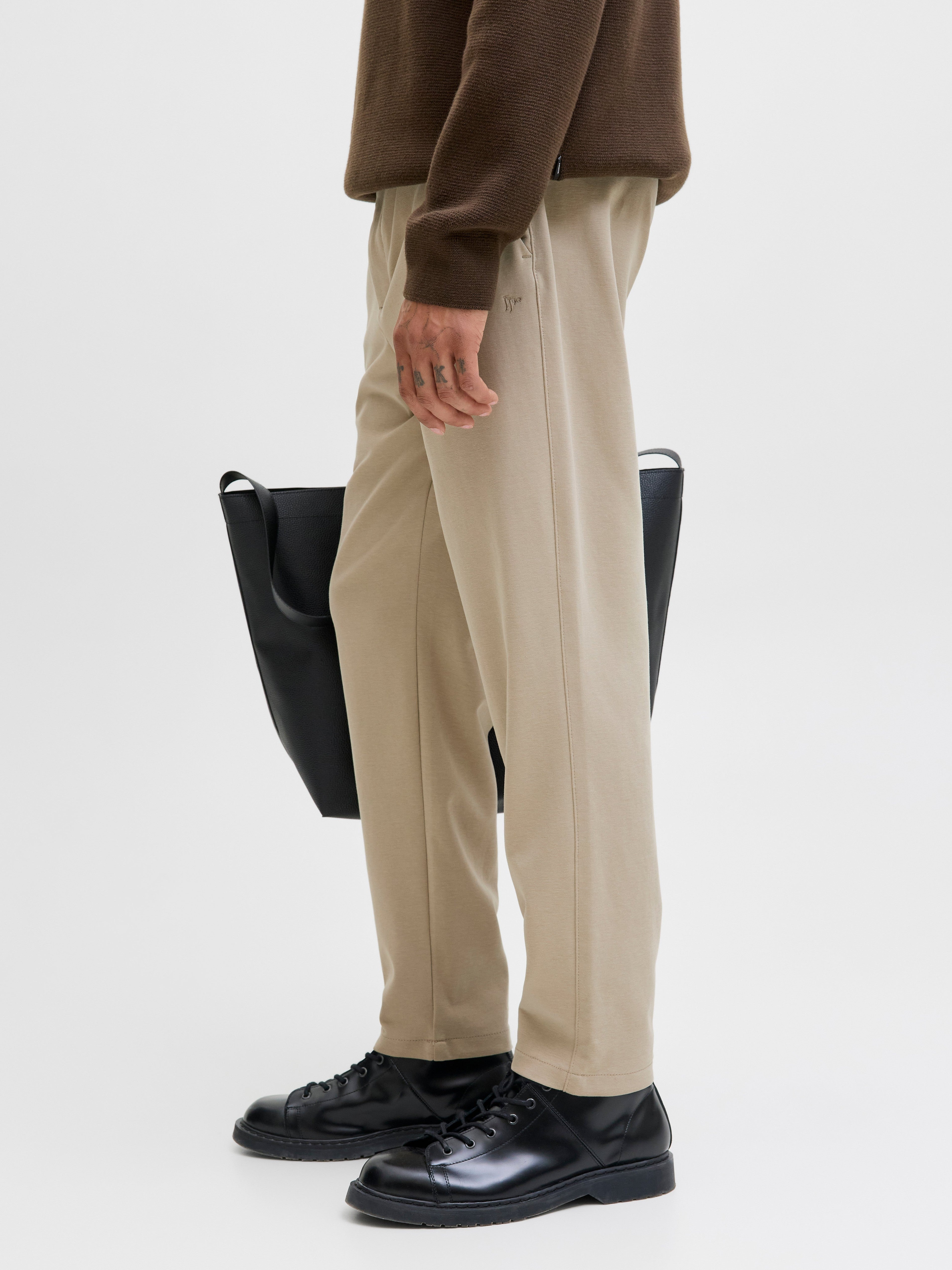 JACK & JONES JPSTACE neo jogger pants in crockery - Image 7