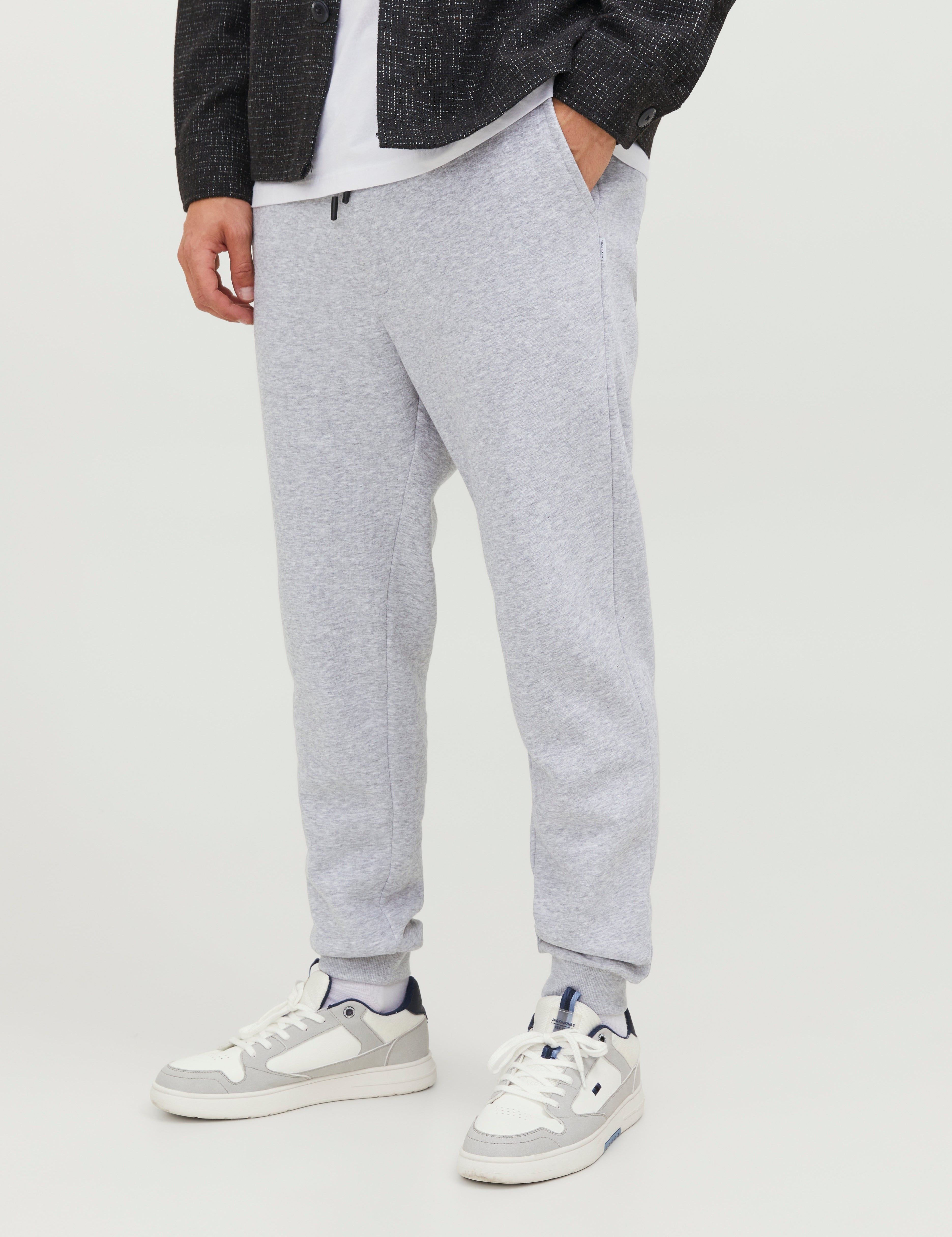 JACK & JONES JPSTGORDON bradley sweat pant in light grey  - Image 1