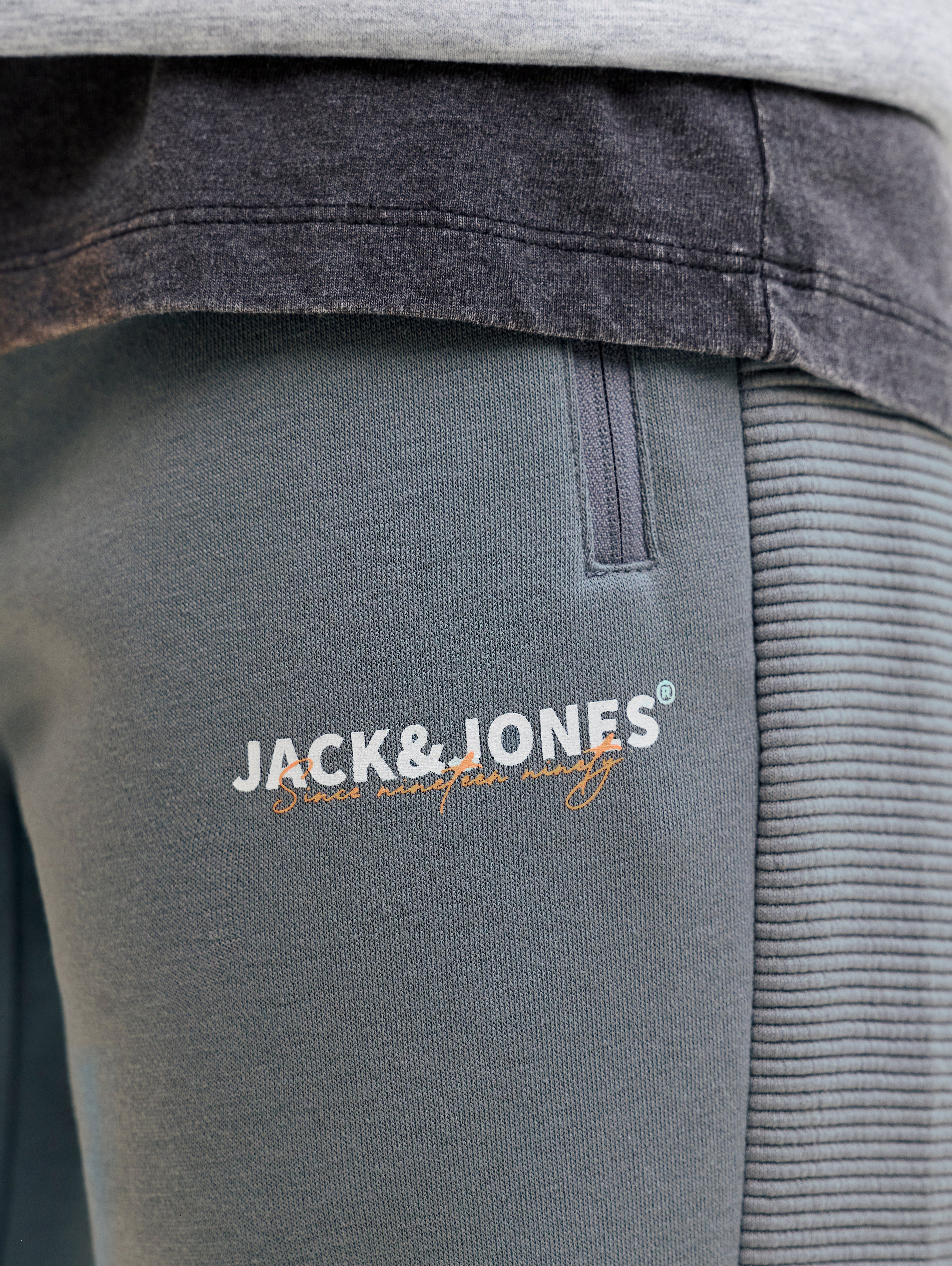 JACK & JONES JPSTGORDON thatcher sweat pants - stormy weather