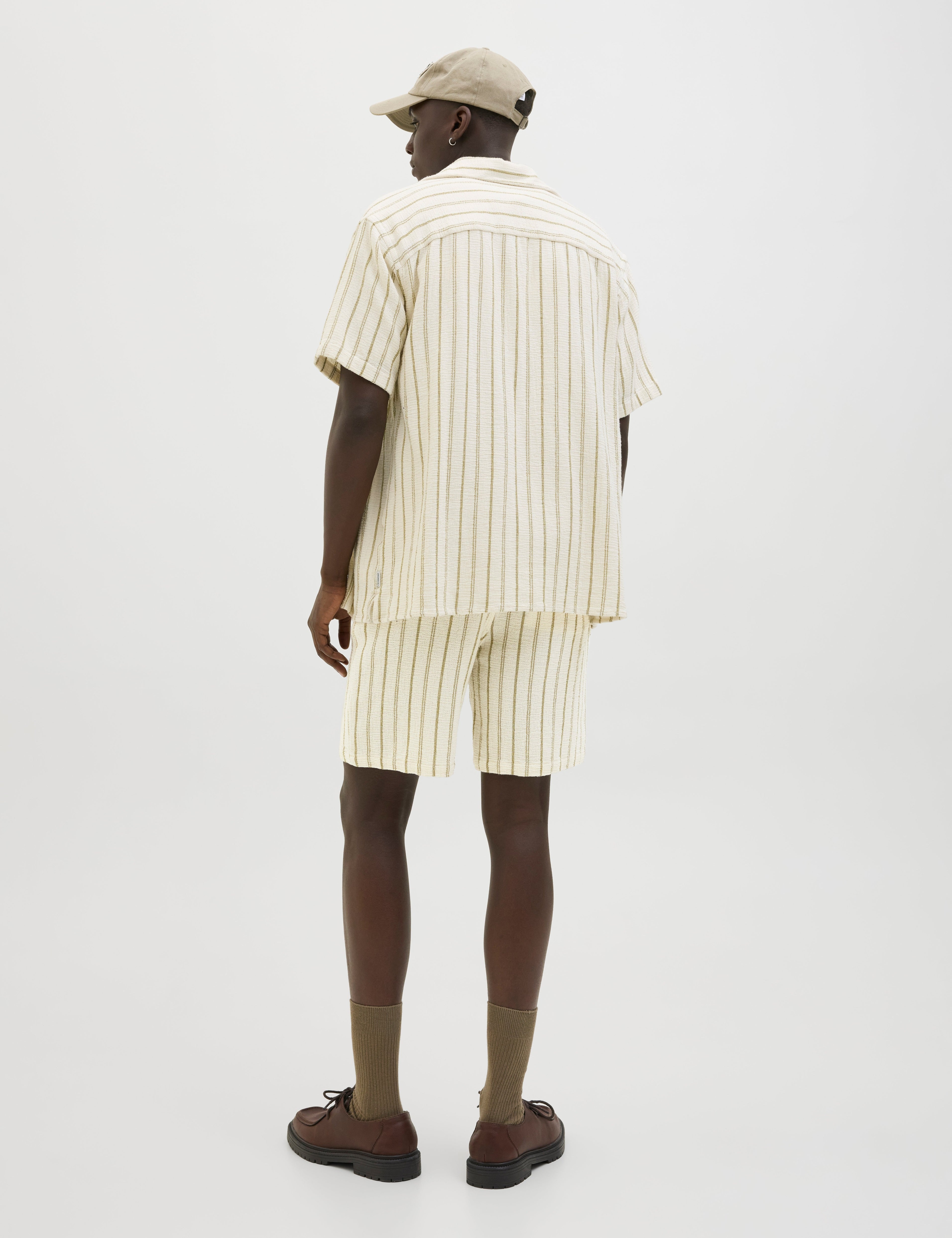 JACK & JONES JPSTJAIDEN coba stripe jog short in cedar - Image 2