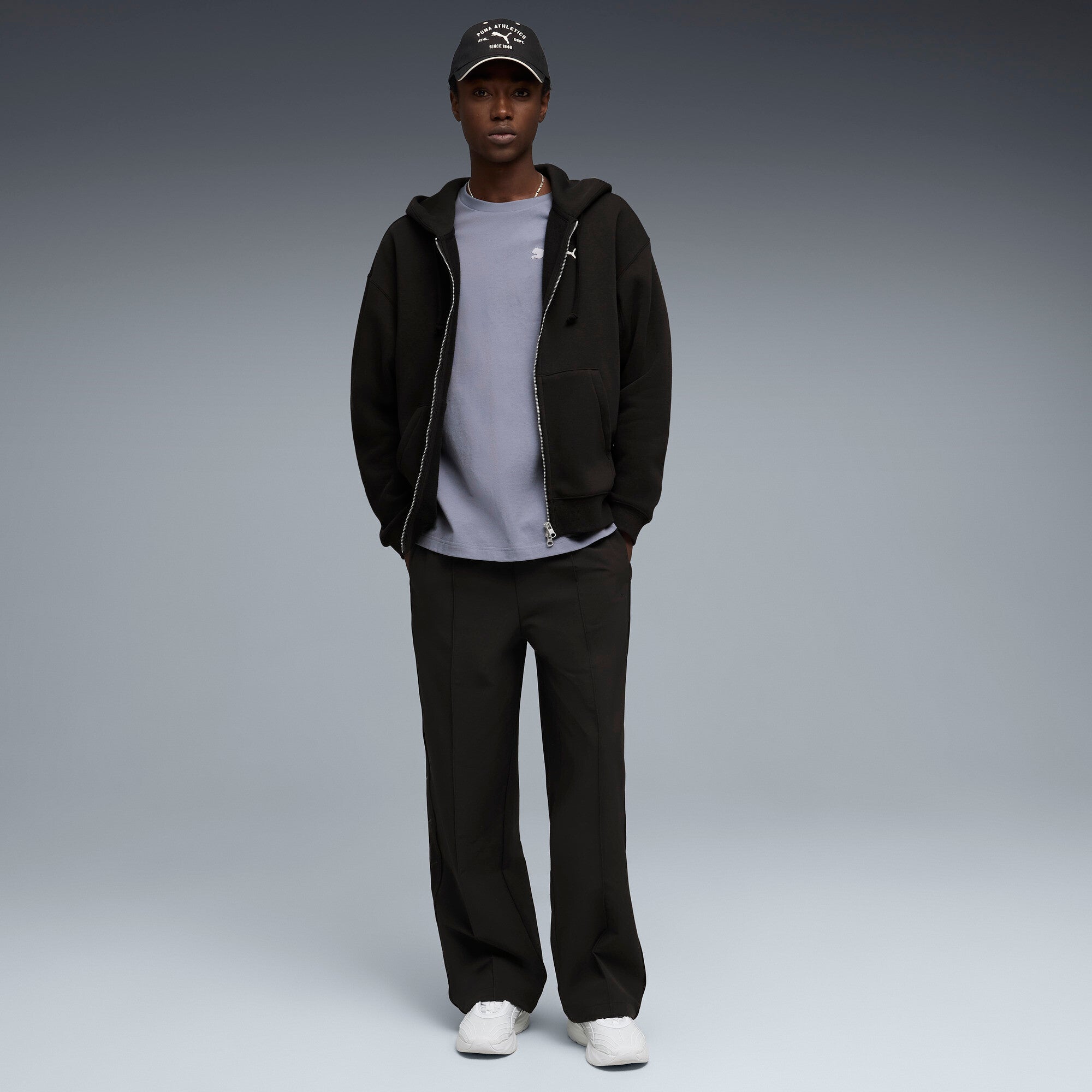 PUMA essentials elevated cat logo relaxed tee men in gray sky