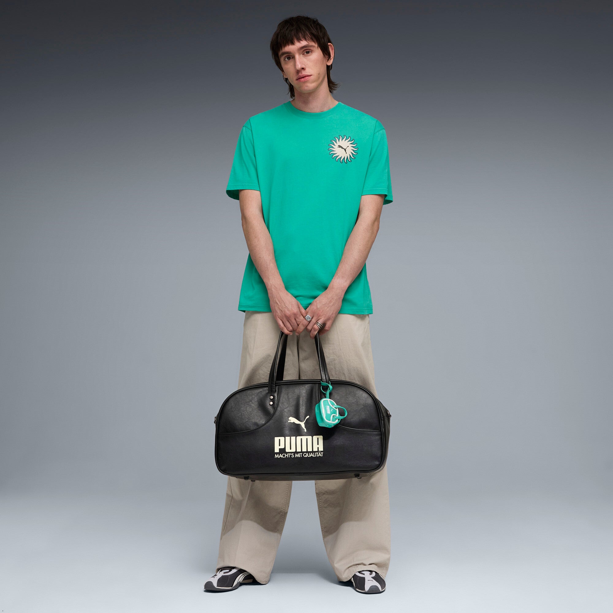 PUMA sunset drive relaxed tee men in vibrant green