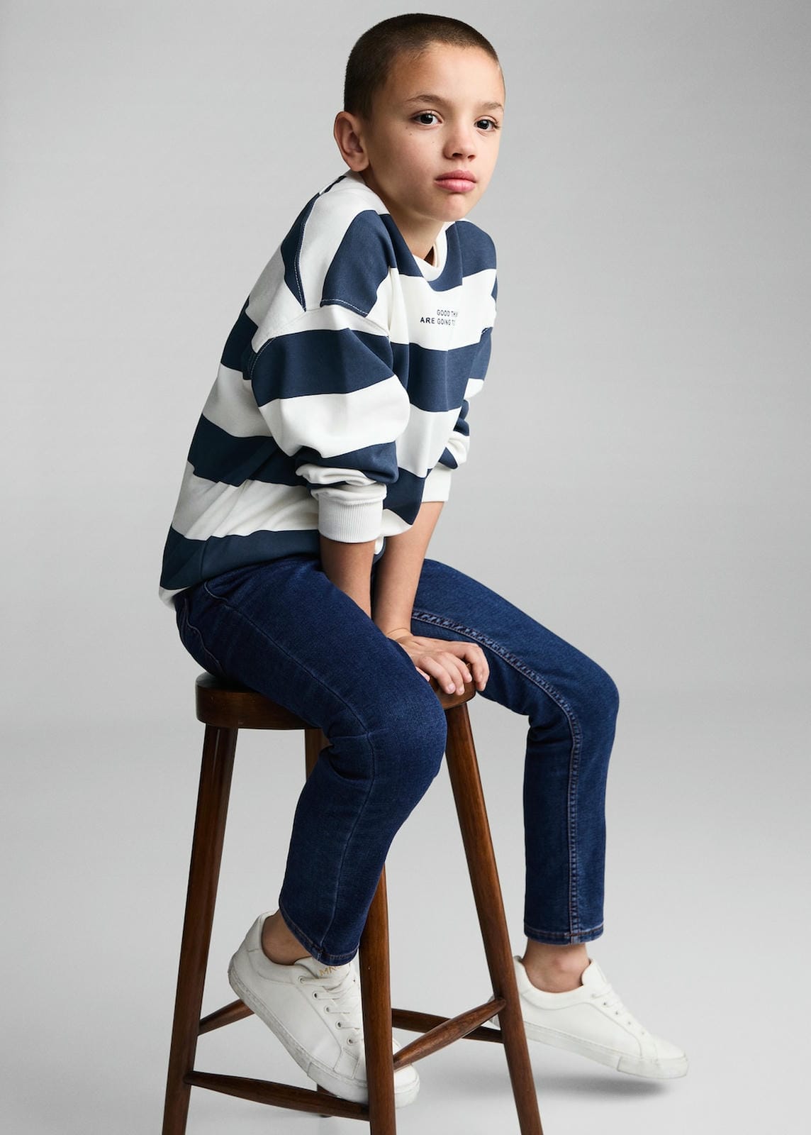 Mango jeans comfy in dark denim