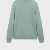 Mango sweater cash in water
