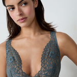 Etam dream n8 triangle bra in anthracite