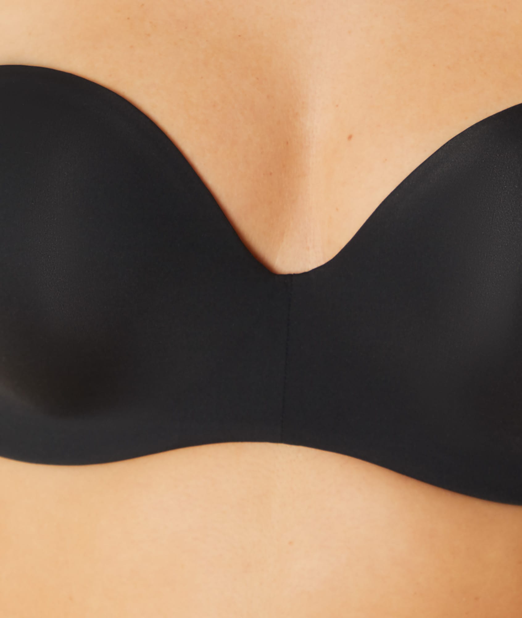 Etam pure fit cf bandeau d bra in black