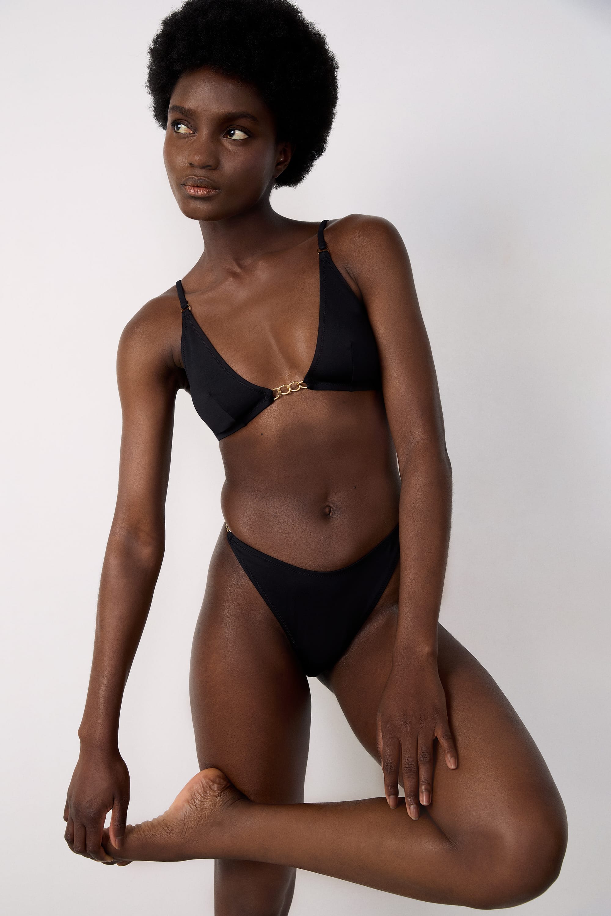 Etam maillon bresilien high leg in black