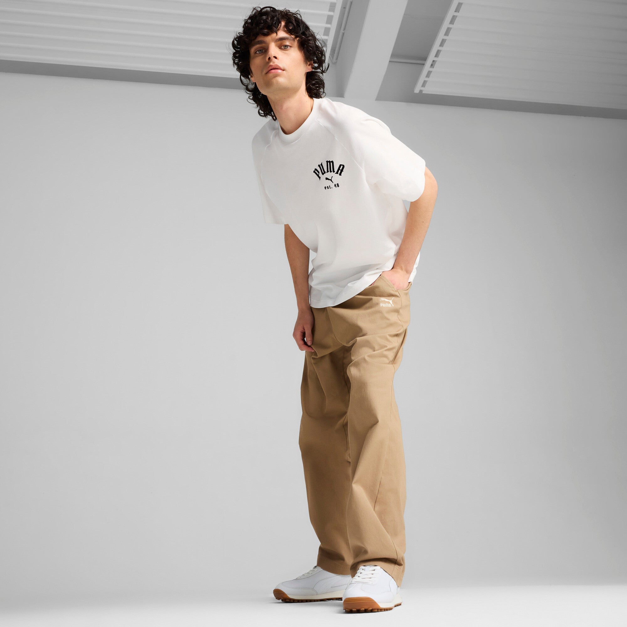 Puma easy rider leather sneakers in white - Model Shot 02