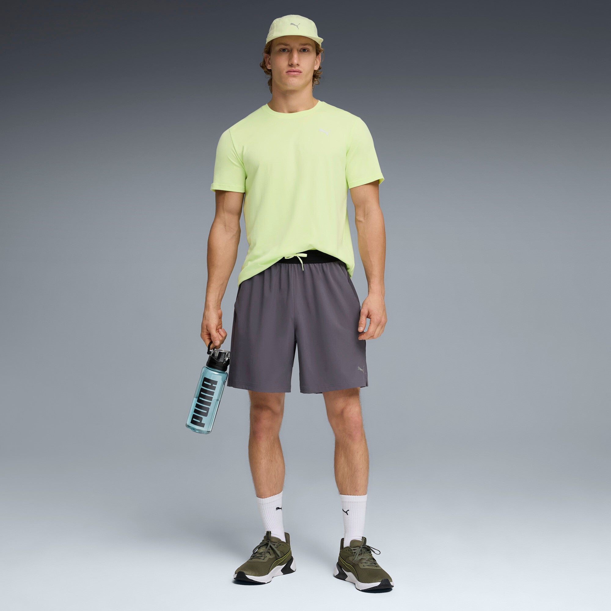 PUMA PWRTRAIN training shorts men in galactic gray — model shot 3