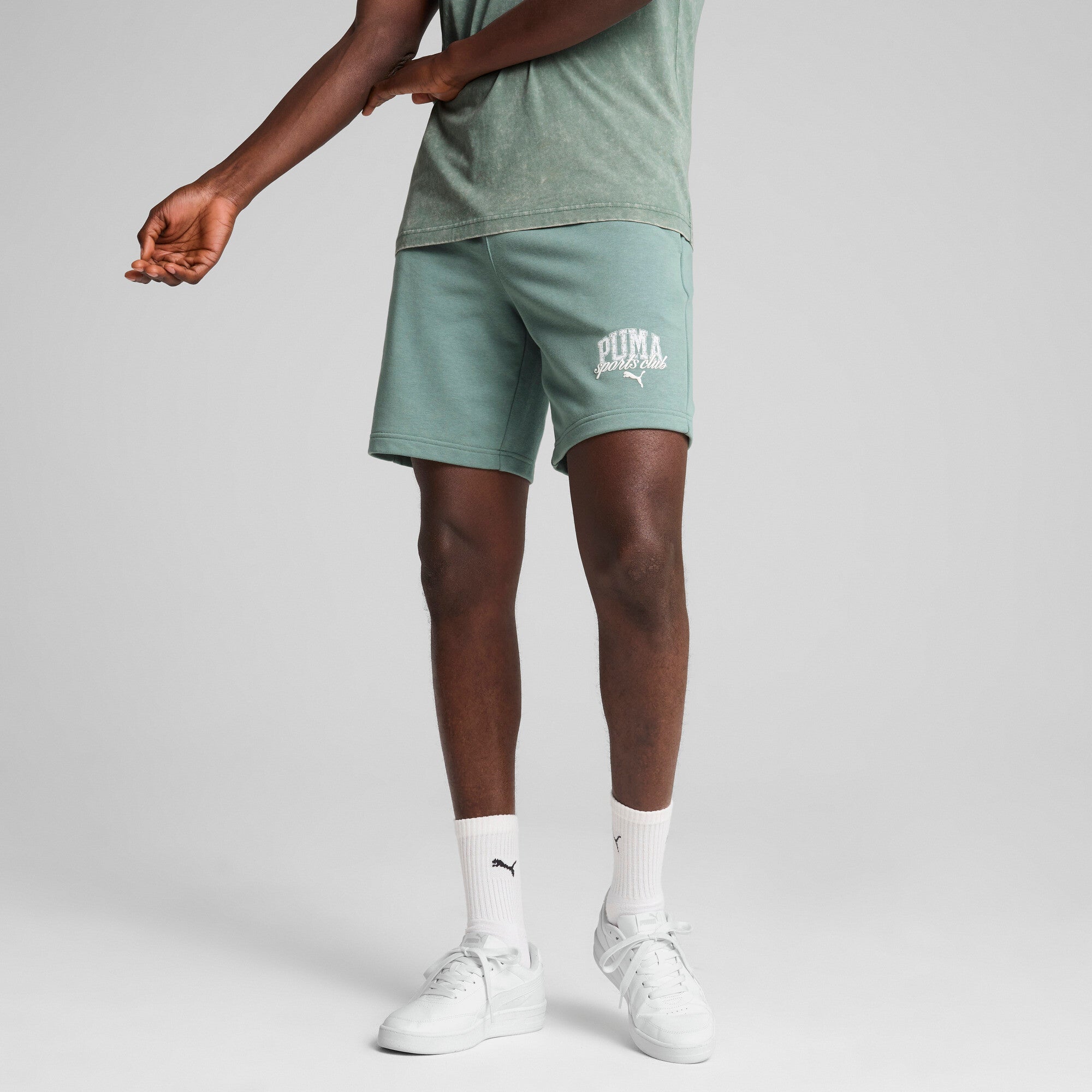 Puma class 8" shorts in green moon - Model Shot 01