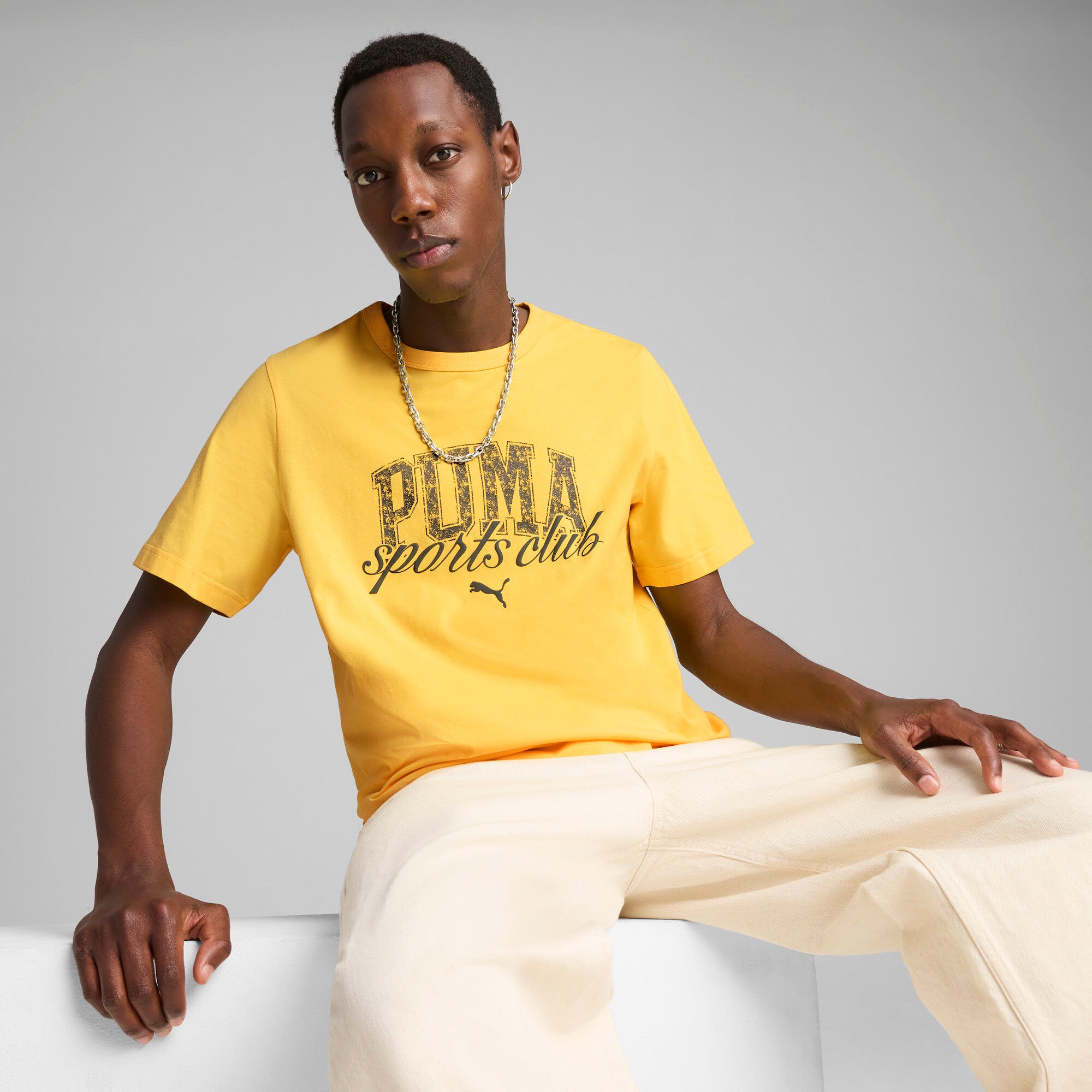 Puma class graphic tee in sunny yellow - Model Shot 01
