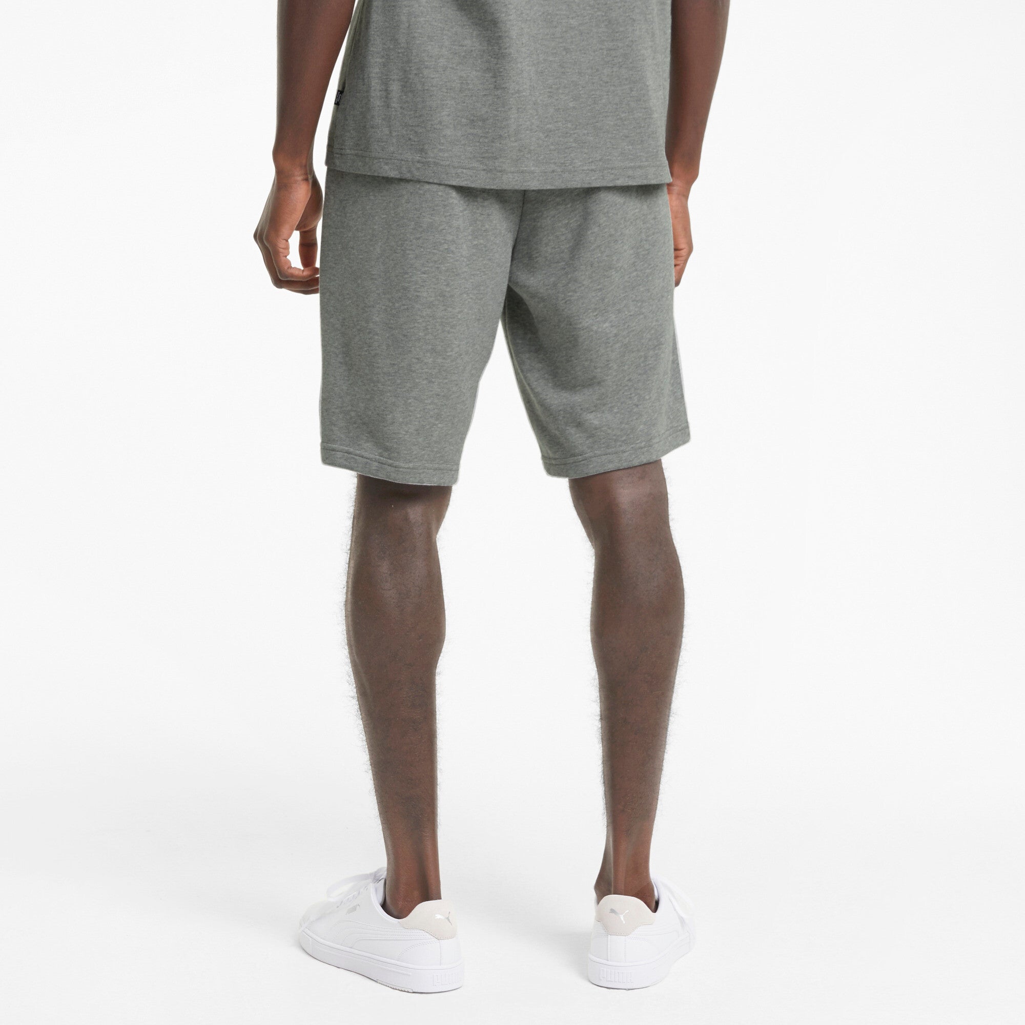 Puma essentials shorts in black - Model Shot 02