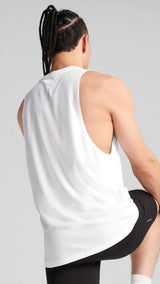 Puma VELOCITY running tank in white - Model Shot 02