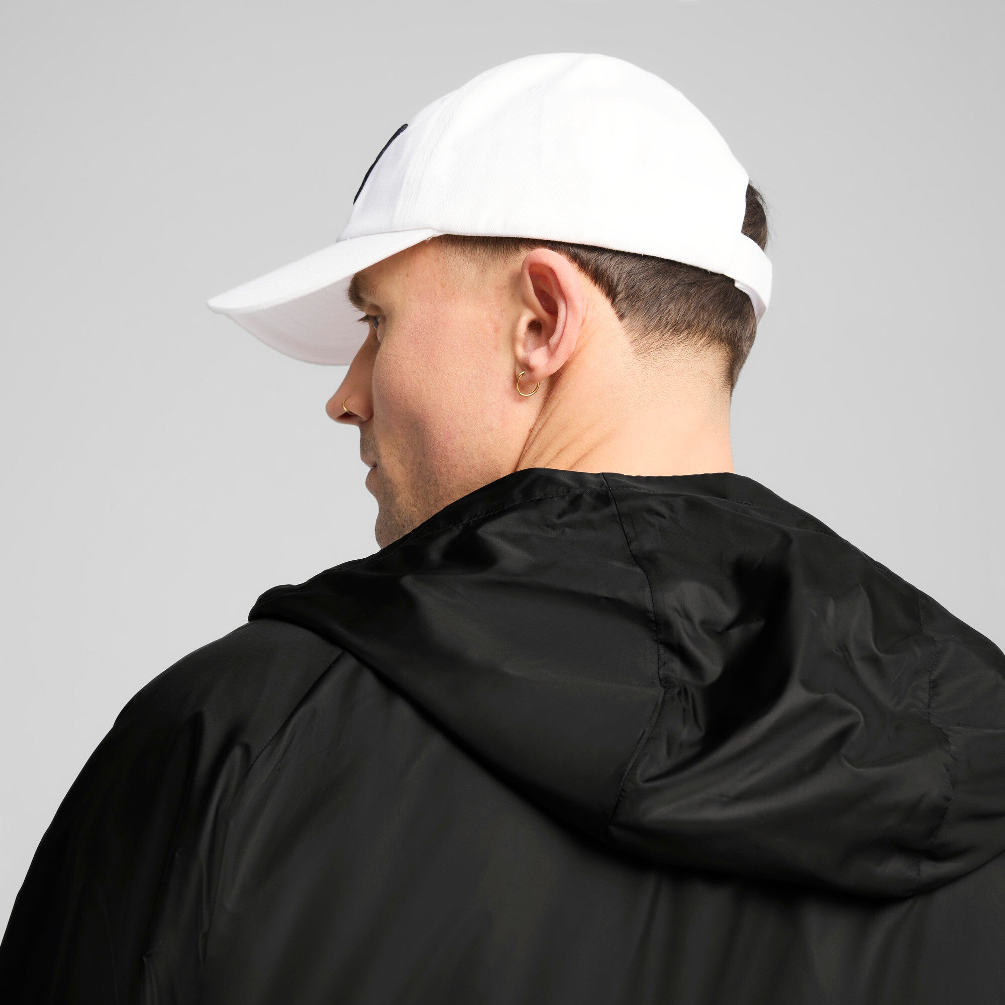 Puma ESS cat bb cap in white - Model Shot 02