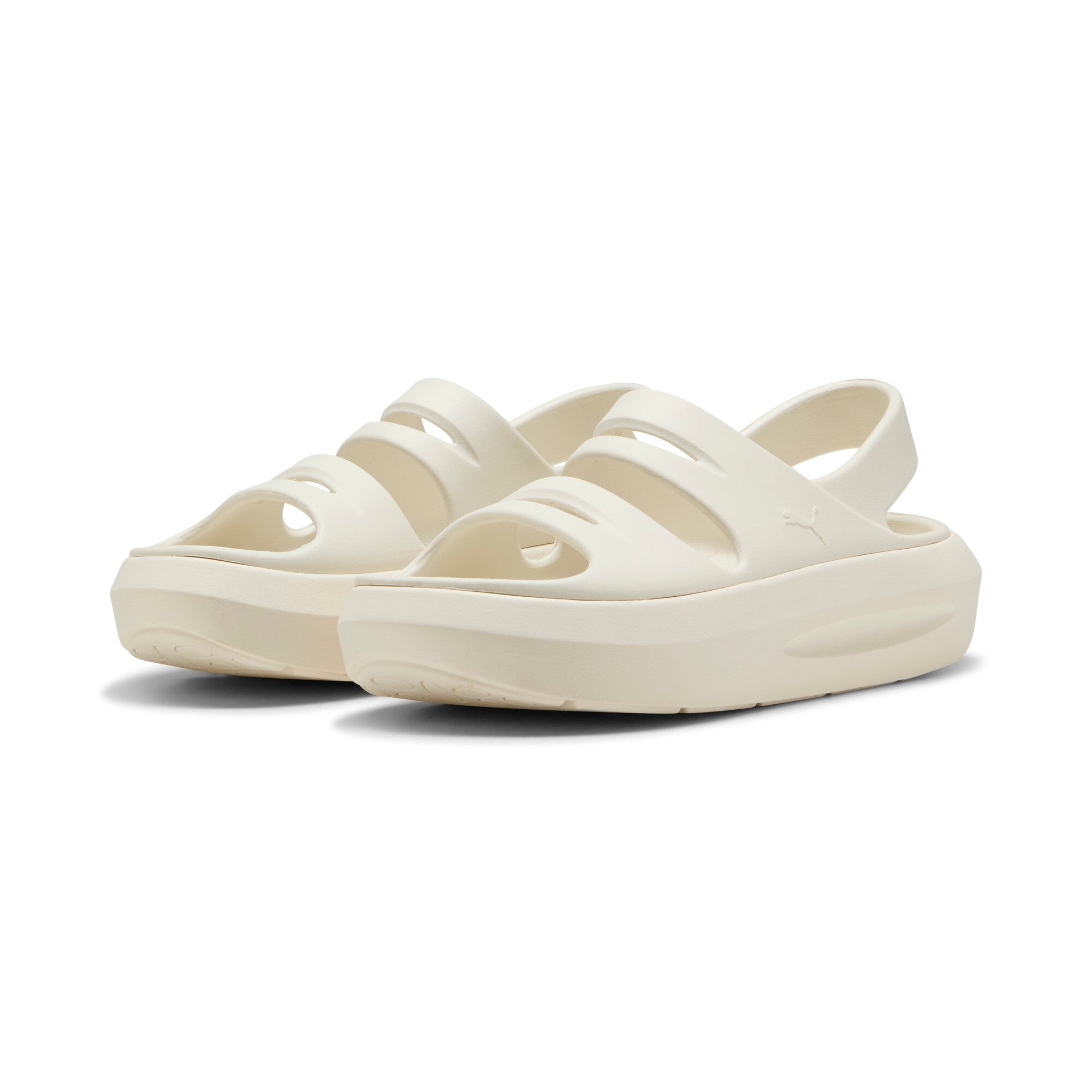 Puma flatter sandals in alpine snow - Front View