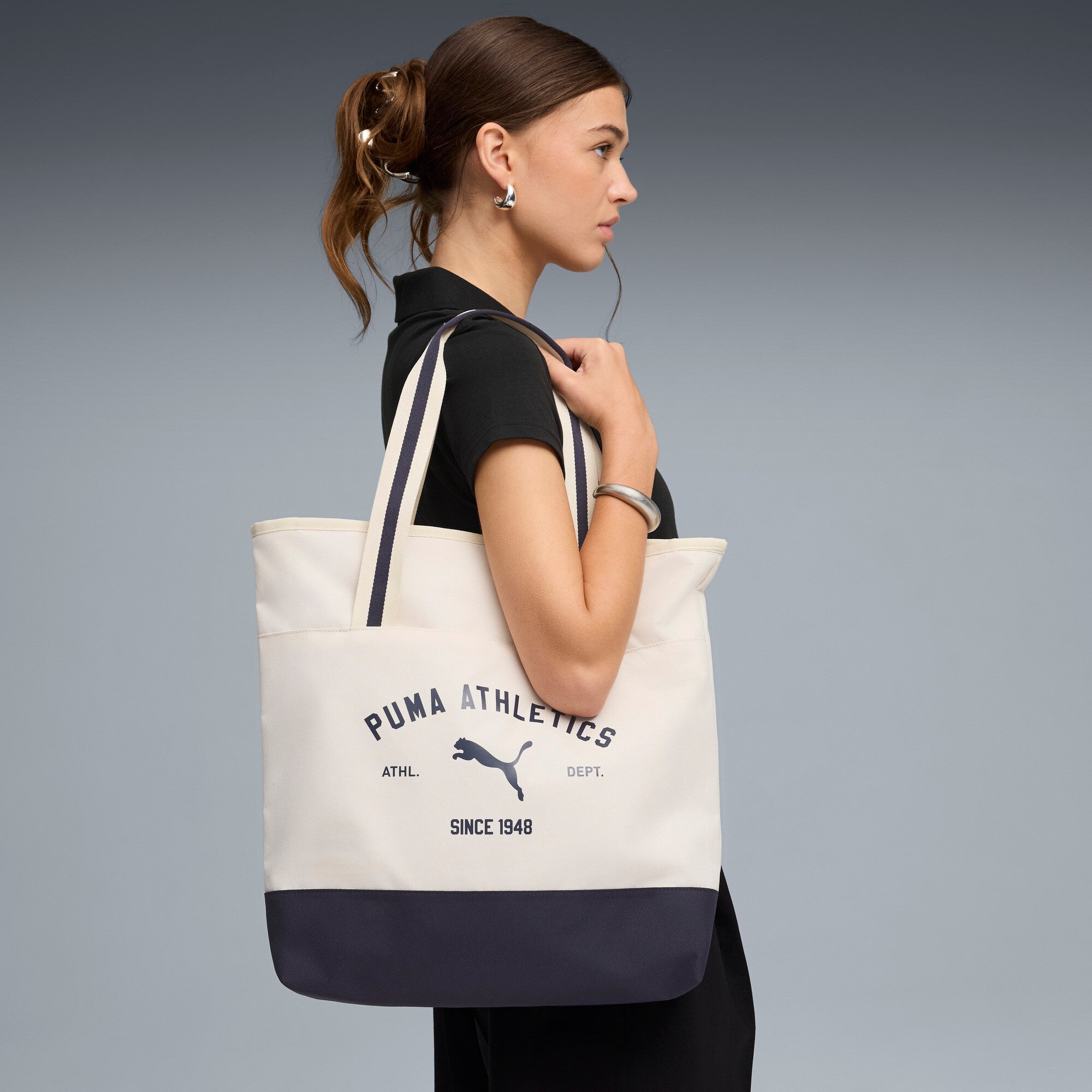 PUMA phase 15L class tote in alpine snow