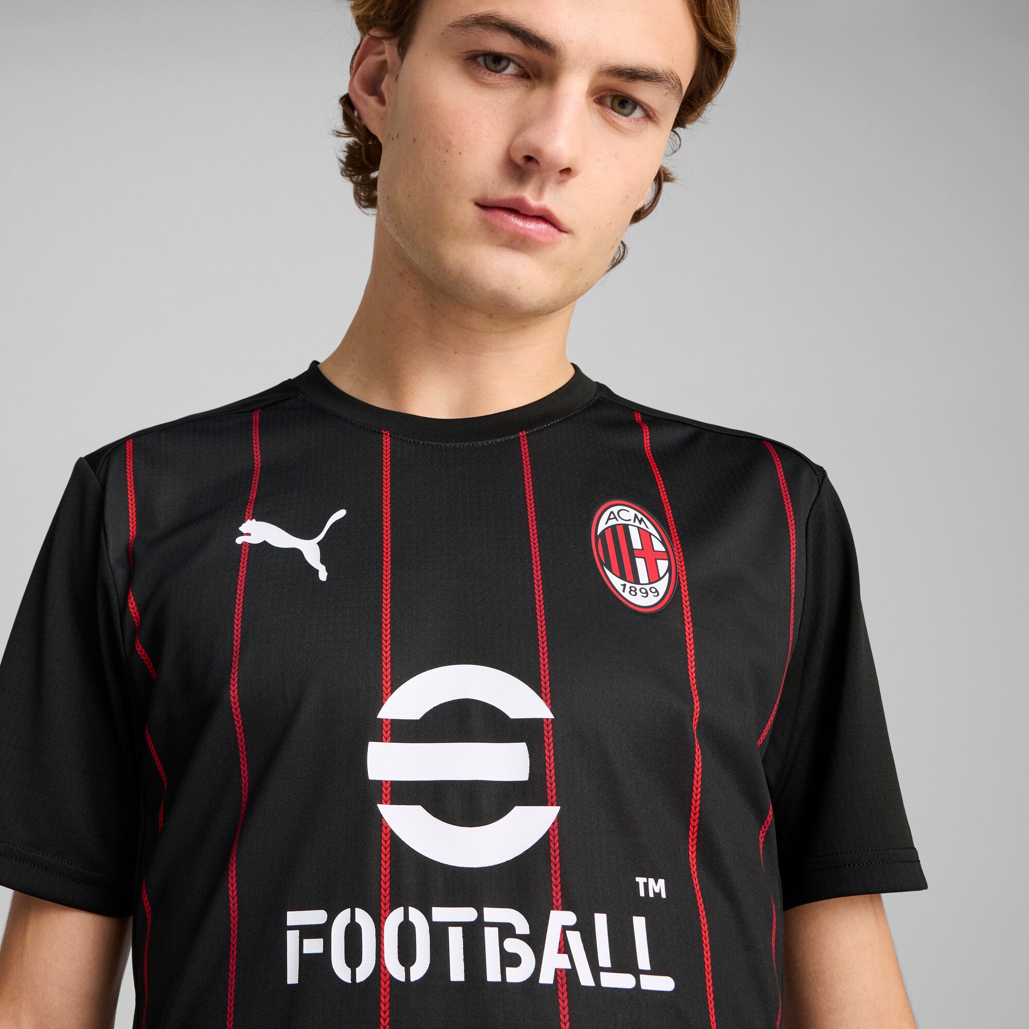 Puma AC Milan pre-match jersey in black and for all time red - Model Shot 02
