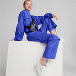 Puma dare to woven jacket women in blue - Model Shot 03