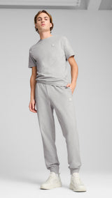 Puma essentials elevated pants in light gray heather - Model Shot 03