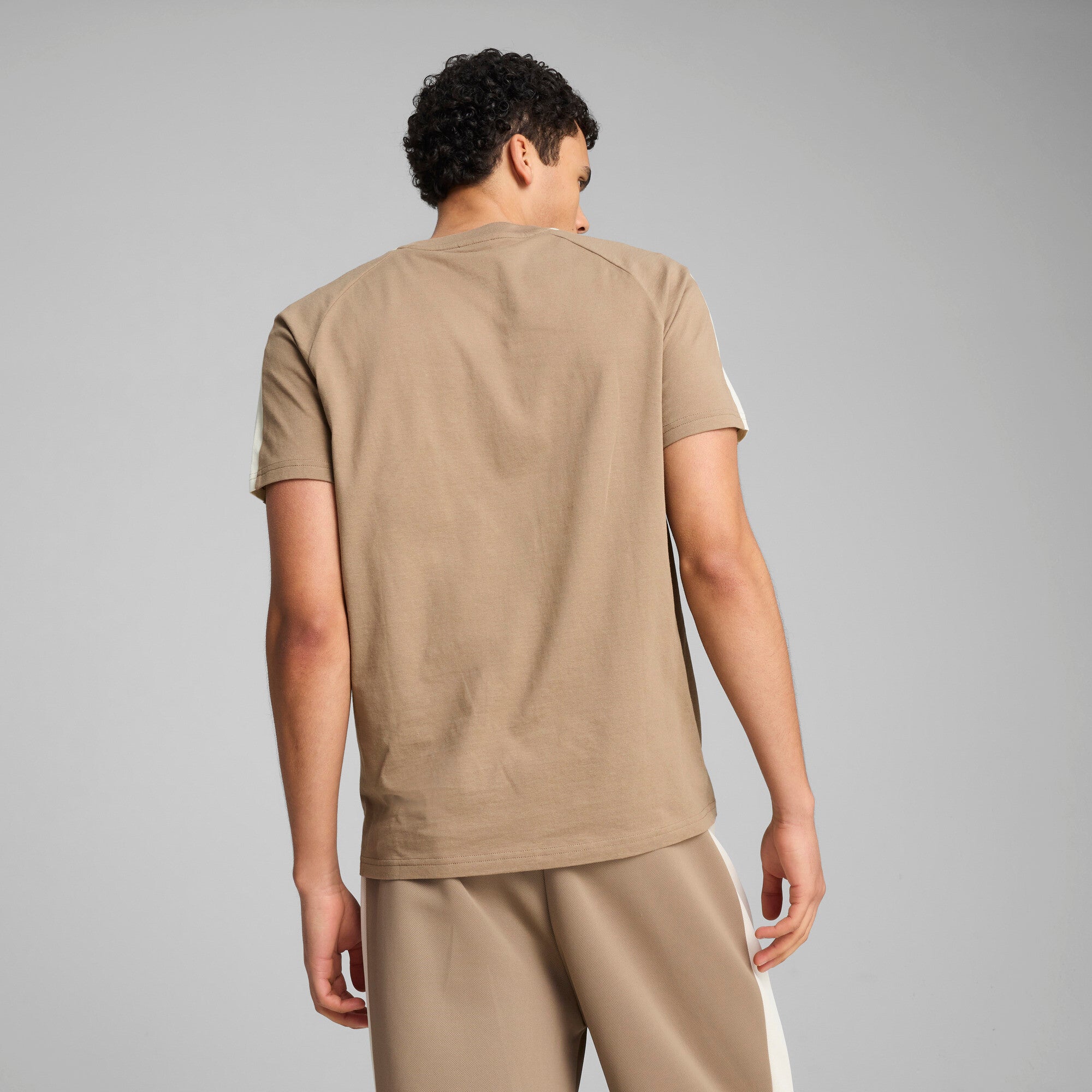 Puma T7 tee in totally taupe - Model Shot 02