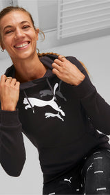 Puma essentials+ logo power hoodie women in black - Model Shot 01