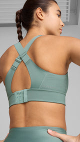 Puma pwrbreathe run bra in green moon - Model Shot 02