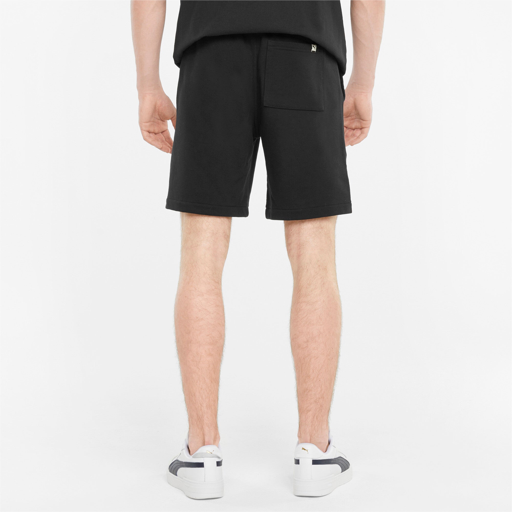 Puma downtown TR shorts in black - Model Shot 02