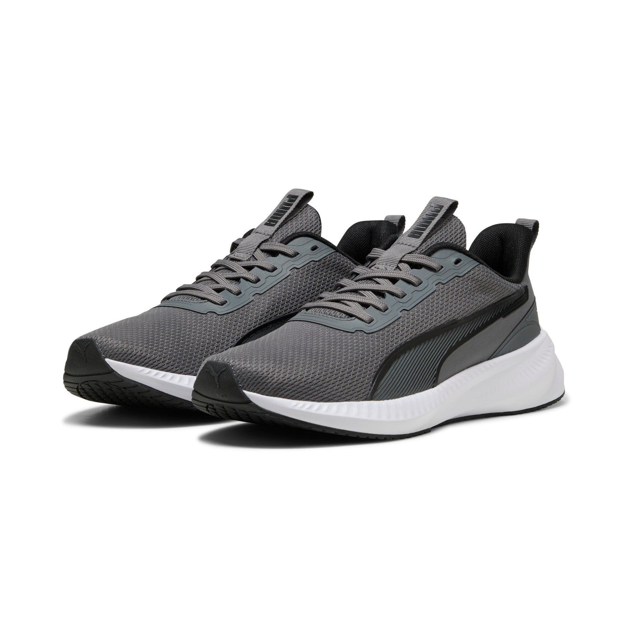 Puma flyer lite 3 running shoes in black - Front View