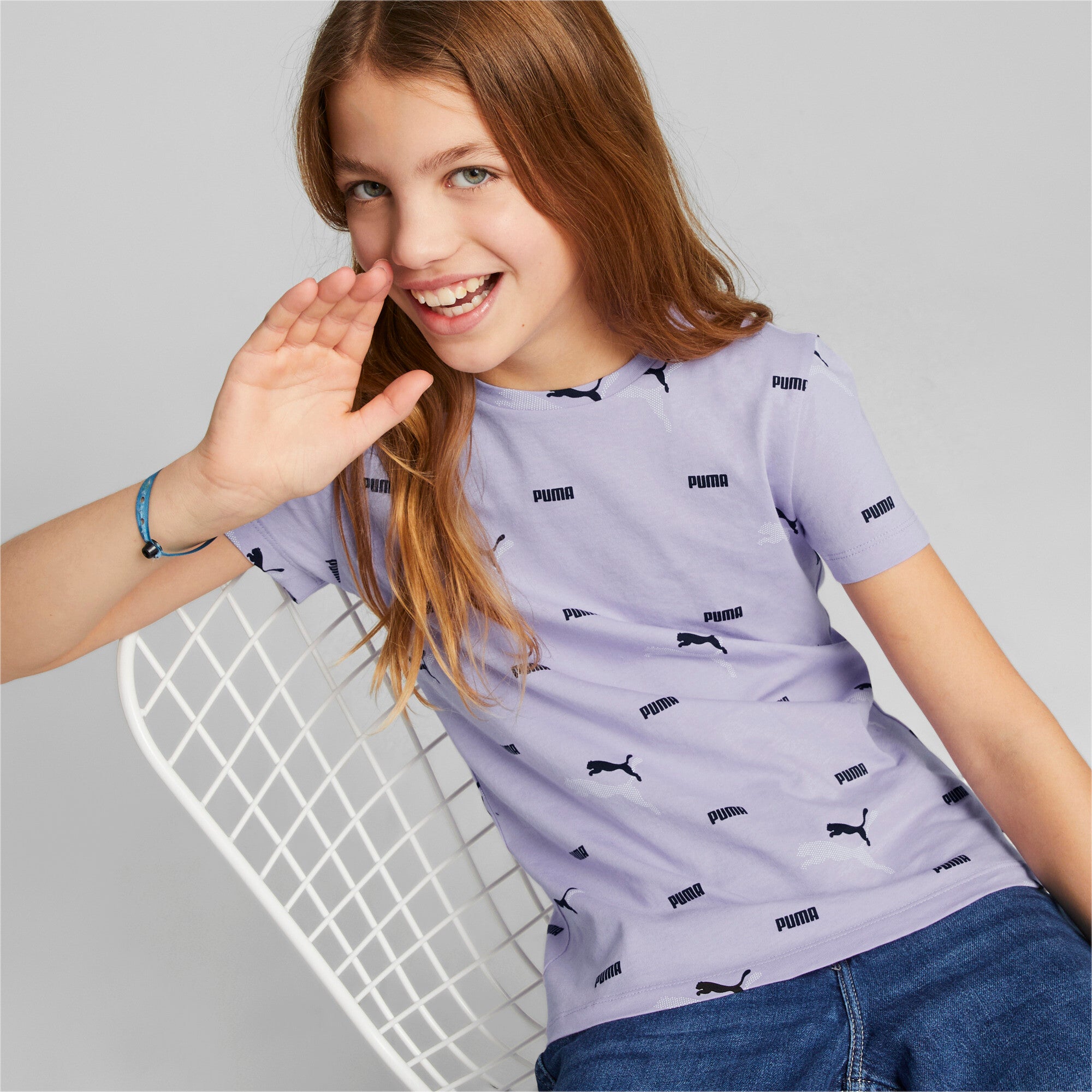 Puma essentials+ logo lab tee youth in purple - Model Shot 01