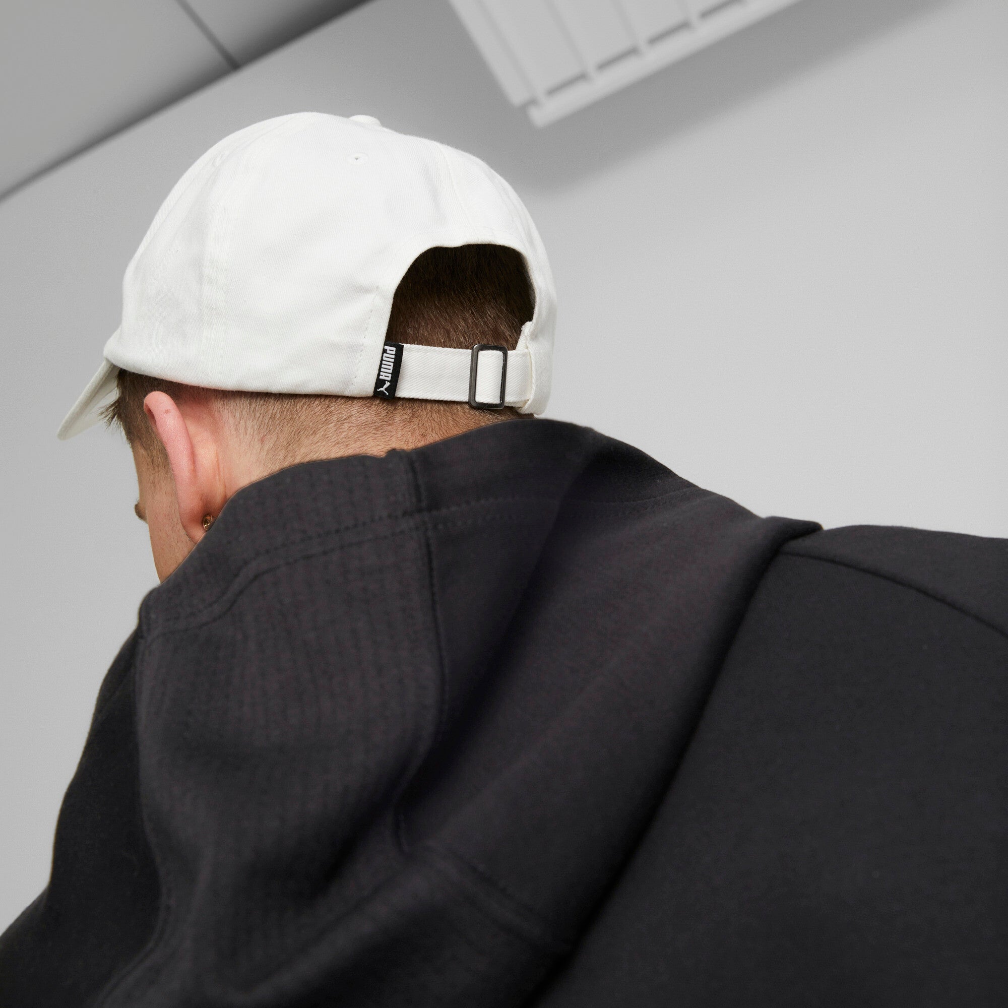 Puma script logo cap in black - Model Shot 03