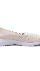 Puma adelina slip-on trainers in black - Side View 03