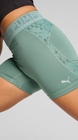 Puma lace high-waisted 5" short tights in green moon - Model Shot 02
