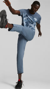 Puma printed short sleeve running tee men in gray - Model Shot 03