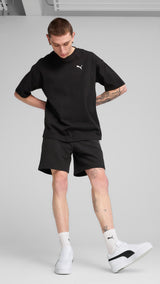 PUMA WARDROBE ESS relaxed shorts 7" men in black — model shot 3