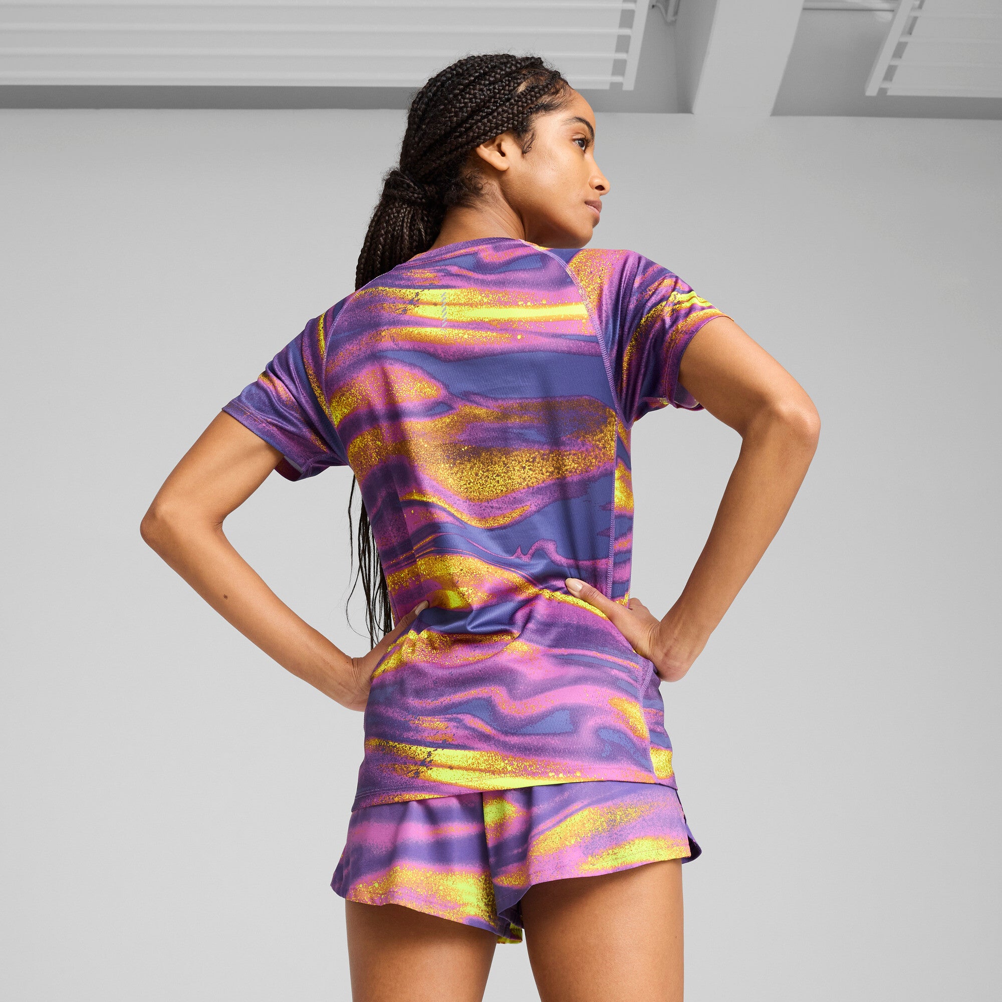 Puma VELOCITY all-over-print running tee in wild berry - Model Shot 02