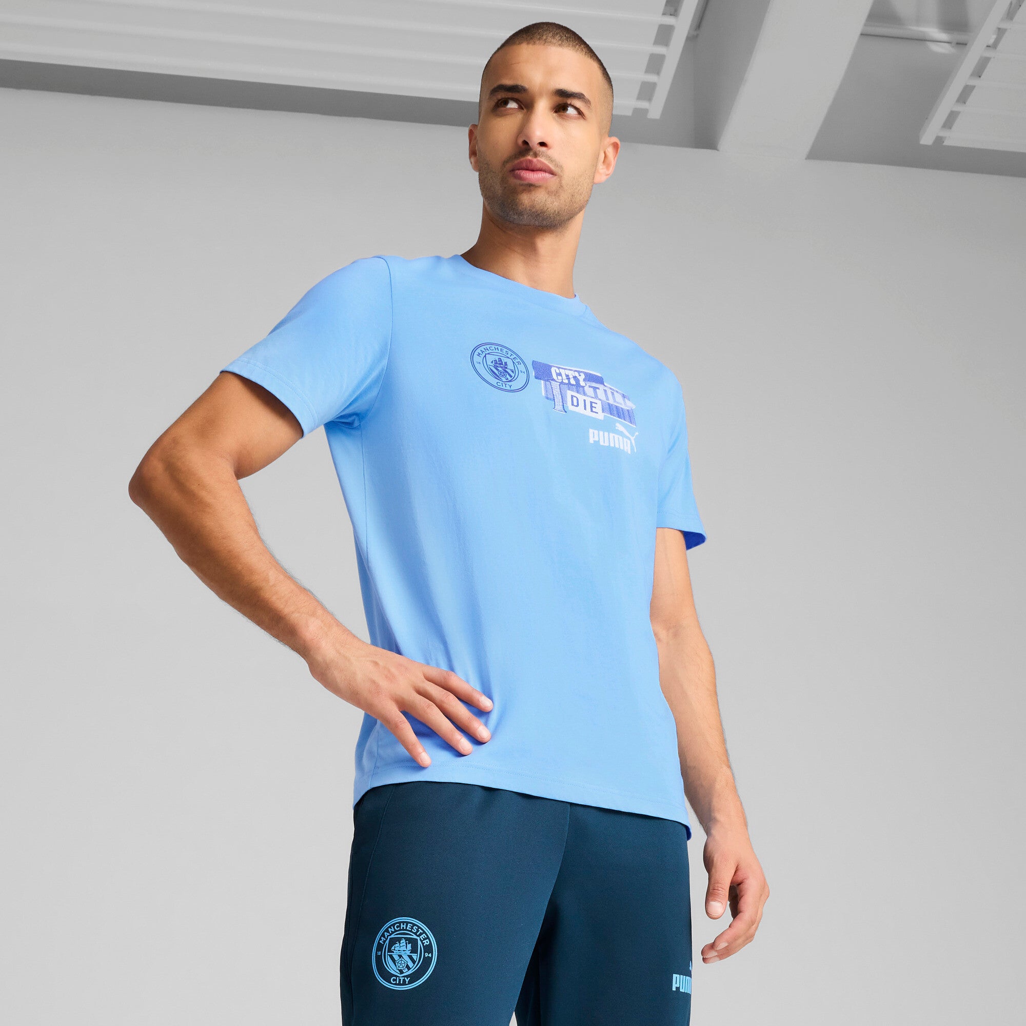 Puma football manchester city ftblNRGY tee in blue - Model Shot 01