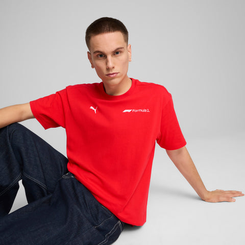 PUMA F1® ESS+ relaxed graphic tee in red