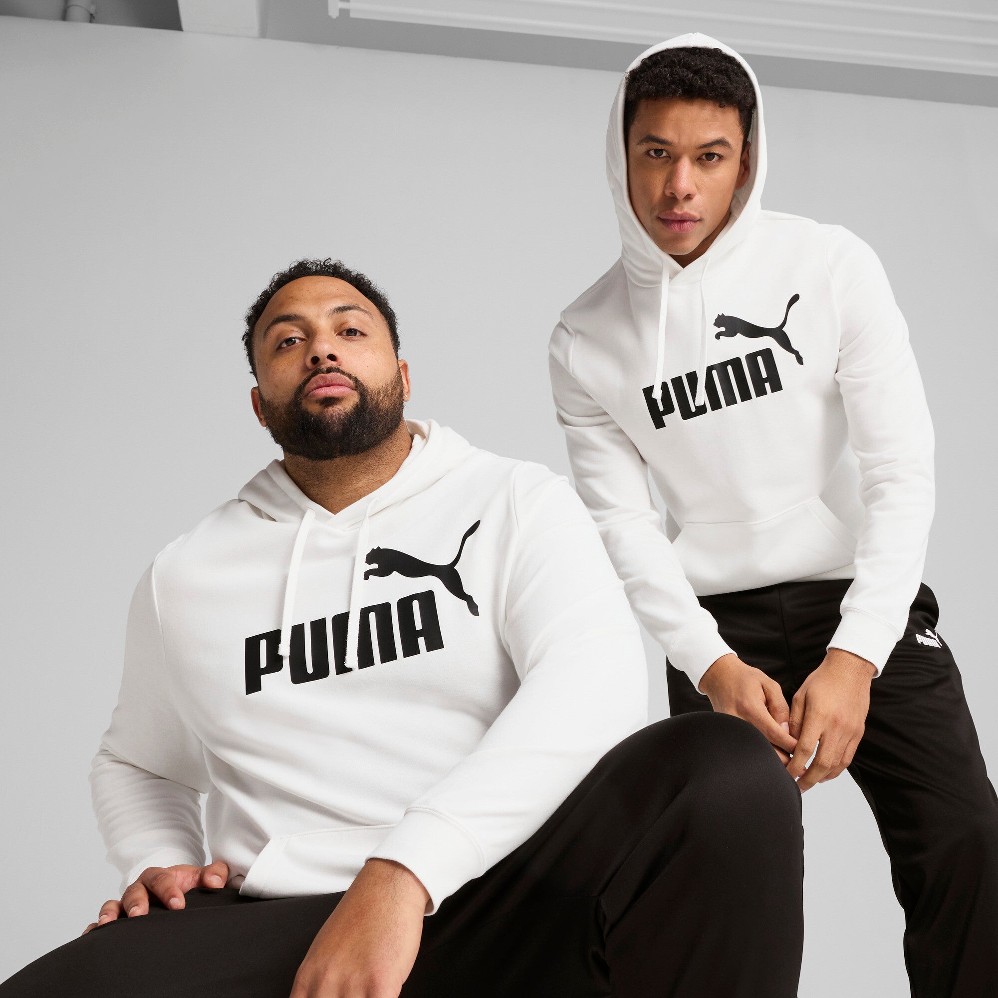 Puma essentials no. 1 logo hoodie in white - Model Shot 01