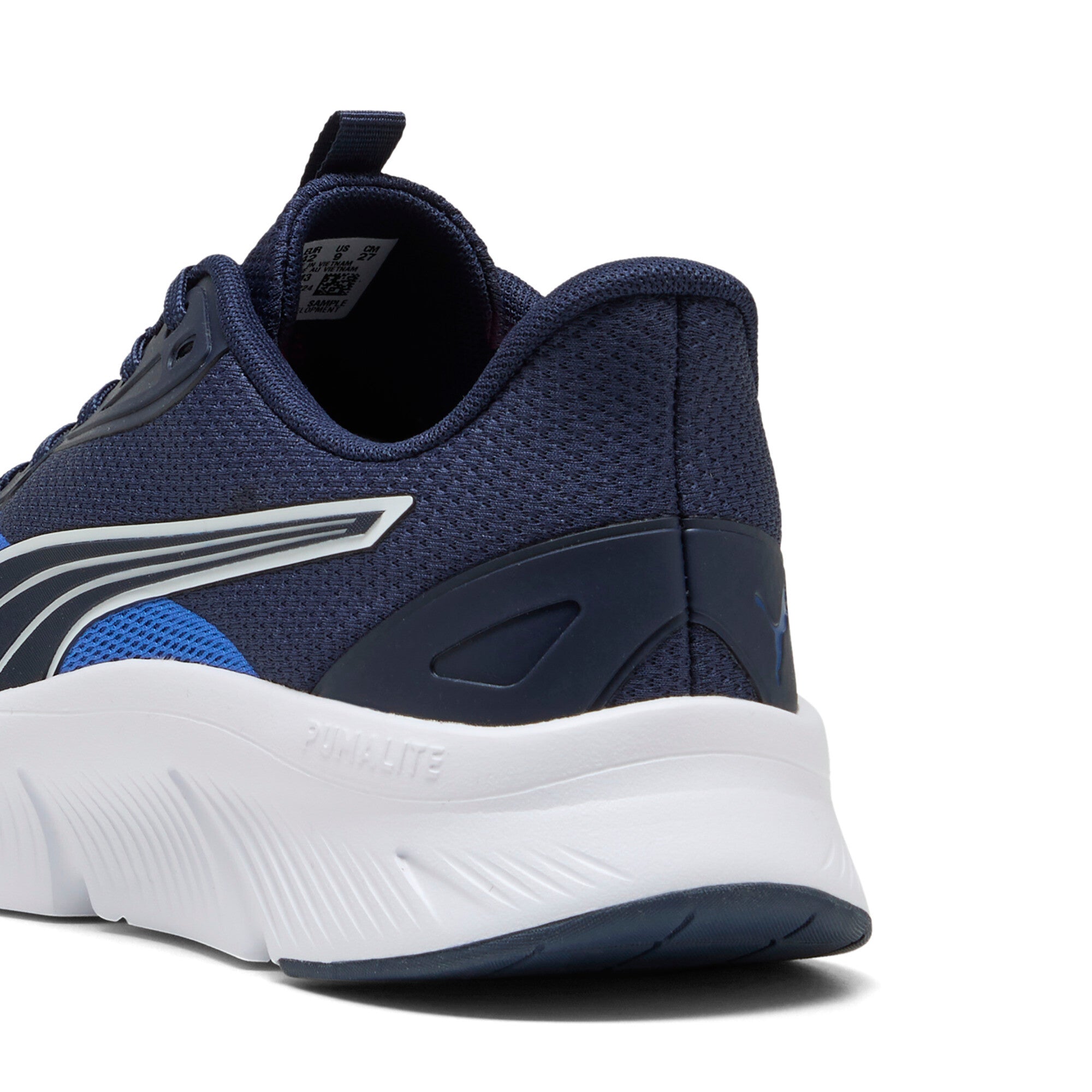 Puma FlexFocus lite modern running shoes in vivid blue and navy - Back View