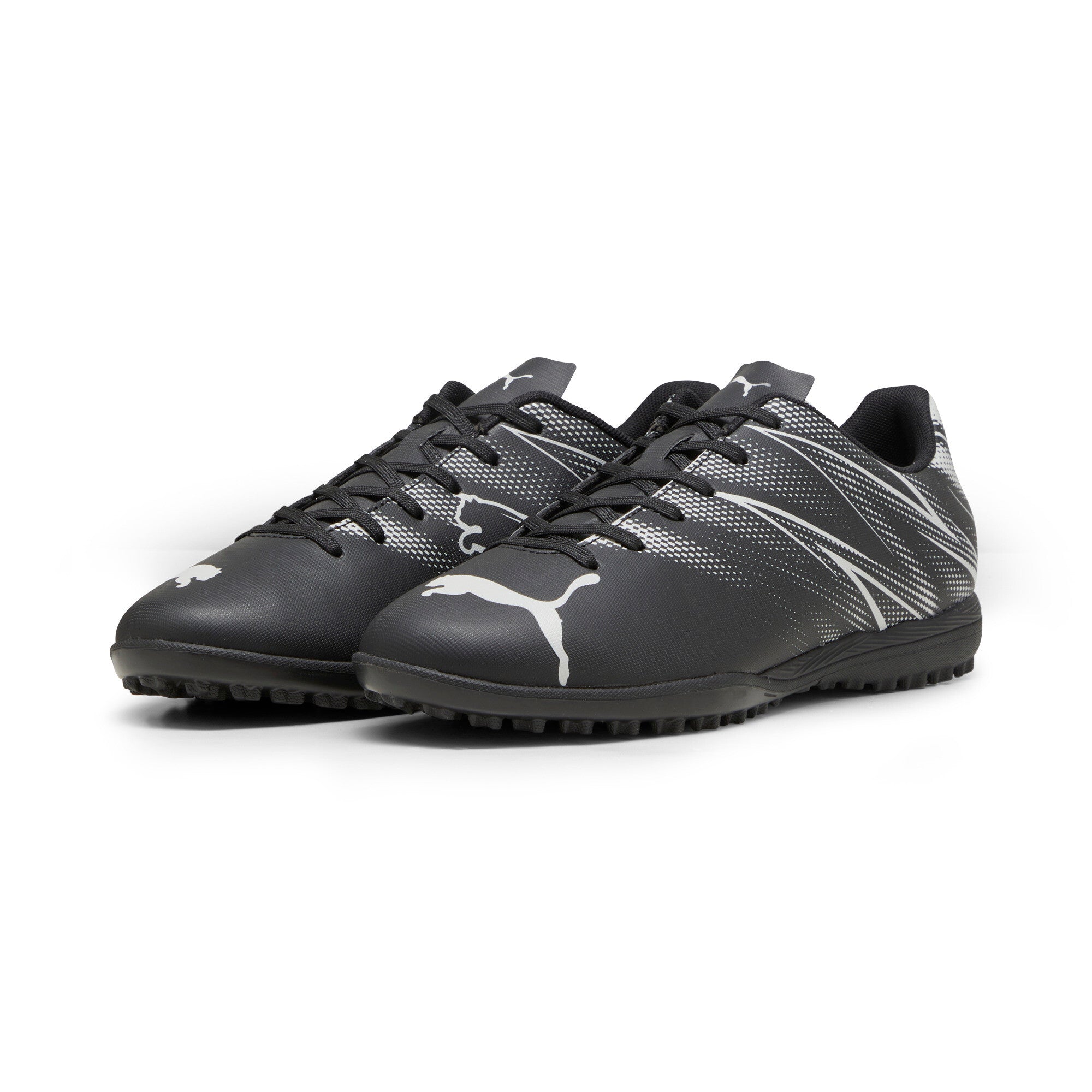 Puma football attacanto tt boots in black - Front View