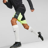 Puma individualcup football training shorts men in black - Model Shot 01
