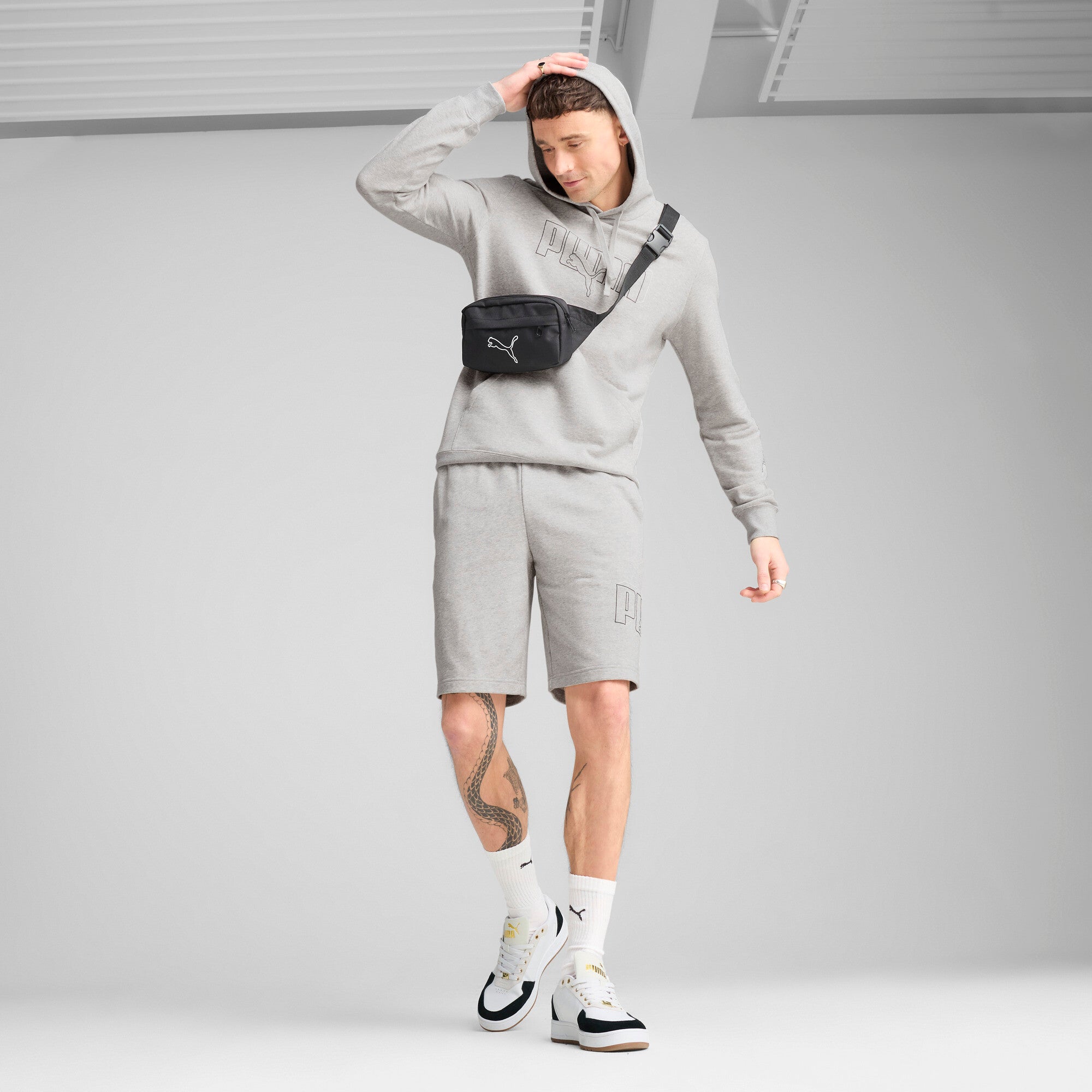 Puma essentials logo lab execution 10" shorts in light gray heather - Model Shot 03