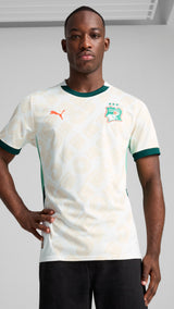 PUMA Côte d'Ivoire 2025 away jersey in white and dark myrtle - Model Shot 01