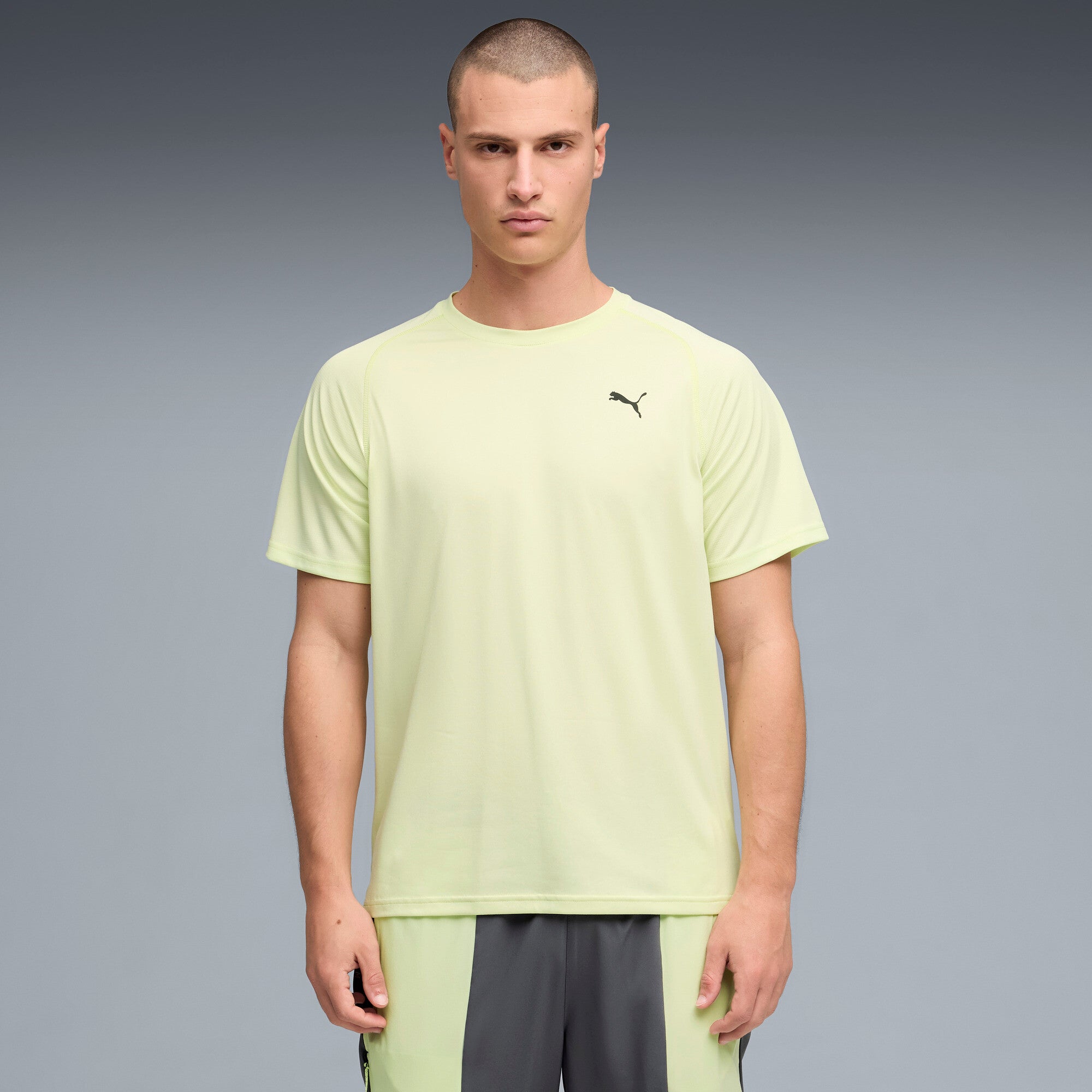 PUMA PWRTRAIN training tee men in apple spritz