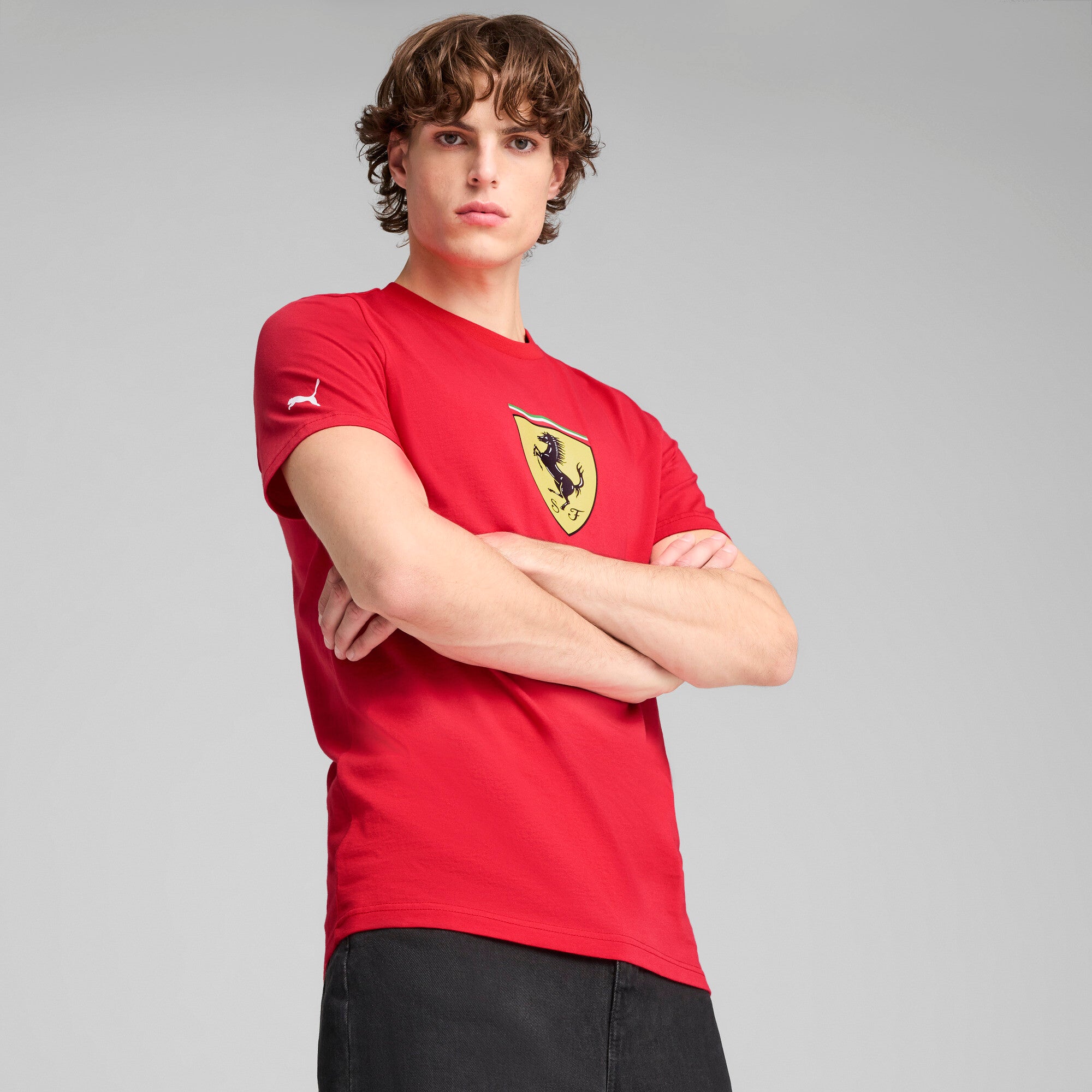 Puma scuderia ferrari hp race coloured big shield tee in black - Model Shot 01
