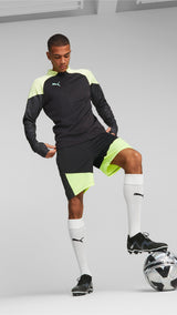 Puma individualcup football training shorts men in black - Model Shot 02