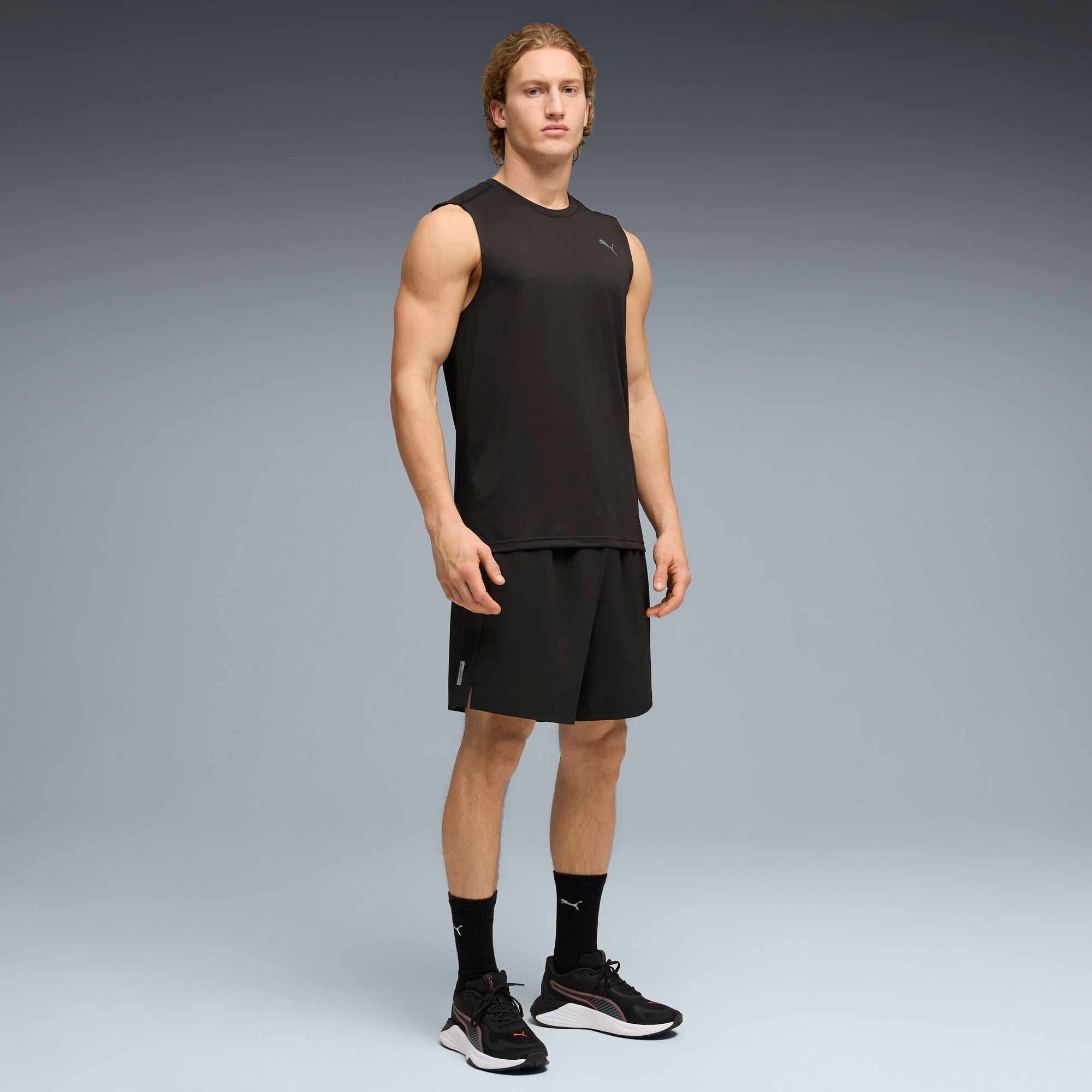 PUMA PWRTRAIN training tank men in black — model shot 3