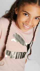 Puma classics logo tee youth in pink - Model Shot 02